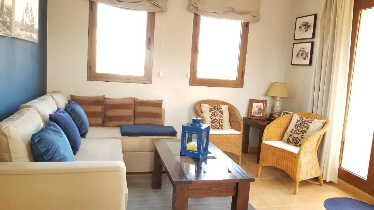 Attic Apartment In Vera Beach With Wifi And Air-Conditioning