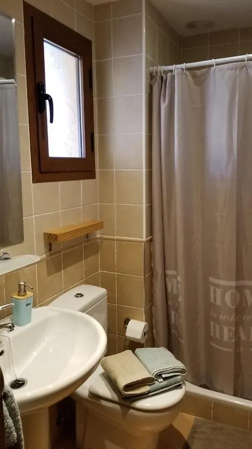 Attic Apartment In Vera Beach With Wifi And Air-Conditioning